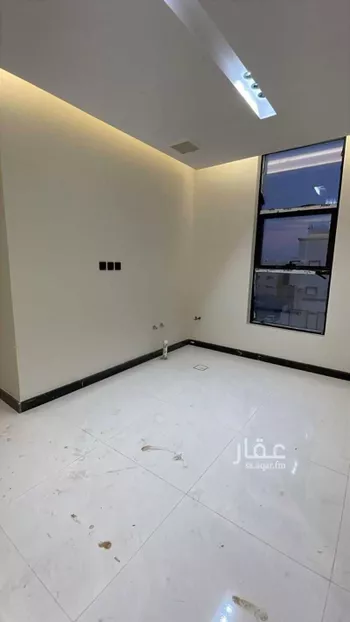 فيلا للبيع في شارع دينار الحجام, حي الحمدانية, مدينة جدة, منطقة مكة المكرمة صورة 3