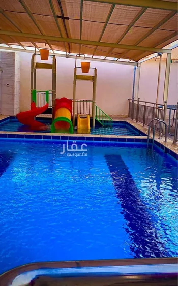 استراحة للبيع في شارع عبدالرحمن ابن عمرو ابن معاد, حي العزيزية, مدينة المدينه المنوره, منطقة المدينة المنورة