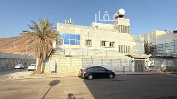 عمارة للبيع في شارع الامام مسلم الفرعي, حي الدفاع, مدينة المدينه المنوره, منطقة المدينة المنورة صورة 2