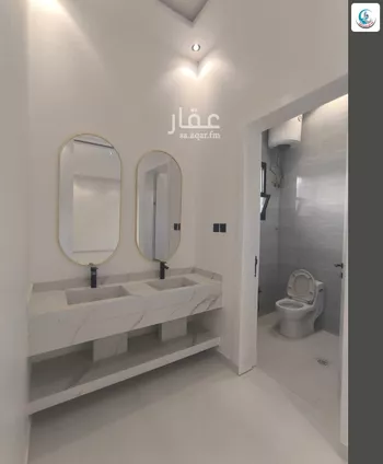 فيلا للبيع في شارع طريق خريص, حي الجنادرية, مدينة الرياض, منطقة الرياض صورة 5