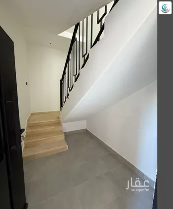 دور للبيع في شارع رقم 120, حي الجنادرية, مدينة الرياض, منطقة الرياض صورة 3