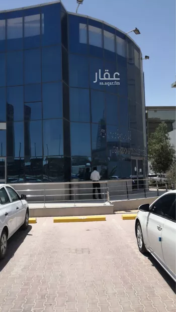 مكتب تجاري للإيجار في شارع صالح الصليمي, حي المروج, مدينة الرياض, منطقة الرياض صورة 4