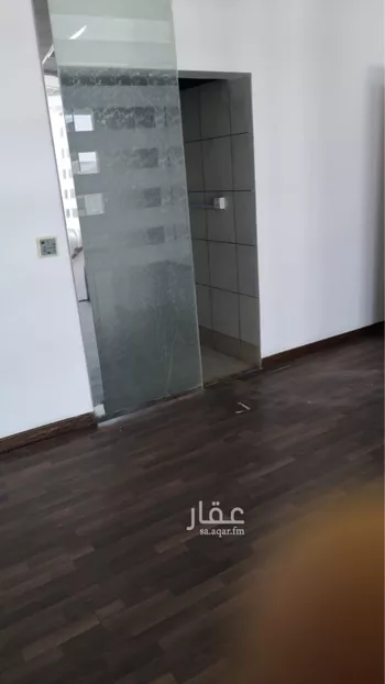 مكتب تجاري للإيجار في شارع صالح الصليمي, حي المروج, مدينة الرياض, منطقة الرياض