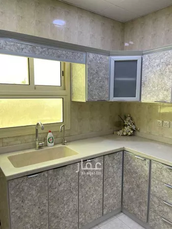 شقة للإيجار في شارع 5219858, حي محاسن ارامكو الثاني, مدينة الاحساء, المنطقة الشرقية