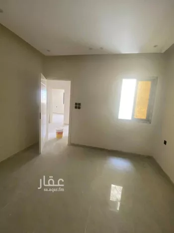 دور للبيع في شارع الزبيريه, حي عكاظ, مدينة الرياض, منطقة الرياض صورة 5
