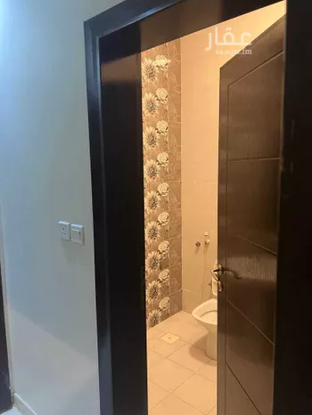عمارة للإيجار في شارع صالح العمري, حي المروة, مدينة جدة, منطقة مكة المكرمة صورة 2