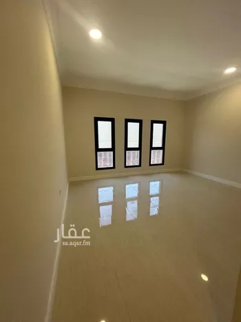 فيلا للبيع في شارع غيلان المحاربي, حي الراكة الشمالية, مدينة الدمام, المنطقة الشرقية صورة 3