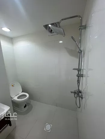شقة للإيجار في شارع وادي ترج, حي الوادي, مدينة الرياض, منطقة الرياض صورة 4