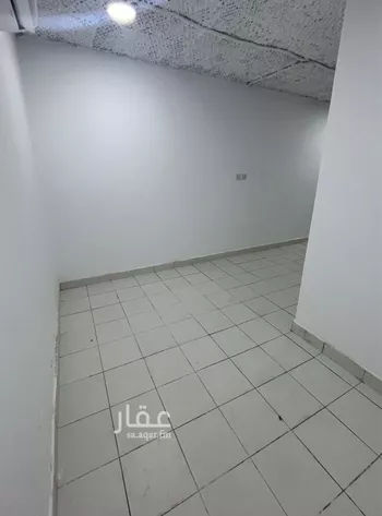 غرفة للإيجار في شارع وادي ترج, حي الوادي, مدينة الرياض, منطقة الرياض