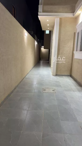 فيلا للإيجار في شارع طارق بن مالك, حي بدر, مدينة الرياض, منطقة الرياض
