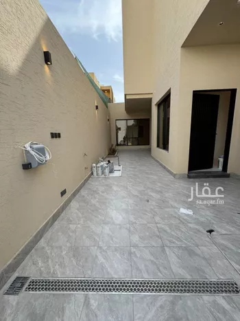 فيلا للبيع في شارع الساحة, حي النهضة, مدينة الرياض, منطقة الرياض صورة 3