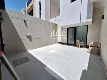 فيلا للبيع في شارع ابي جعفر المنصور, حي اليرموك, مدينة الرياض, منطقة الرياض صورة 3