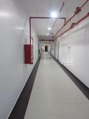 عمارة للبيع في شارع طريق المدينة المنورة, حي الجرادية, مدينة الرياض, منطقة الرياض صورة 4
