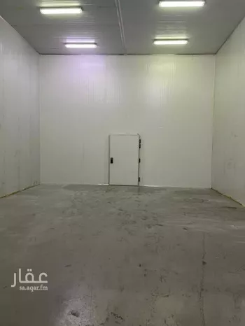 مستودع للإيجار في شارع عبدالكريم الرافعي, حي العزيزية, مدينة الرياض, منطقة الرياض صورة 4