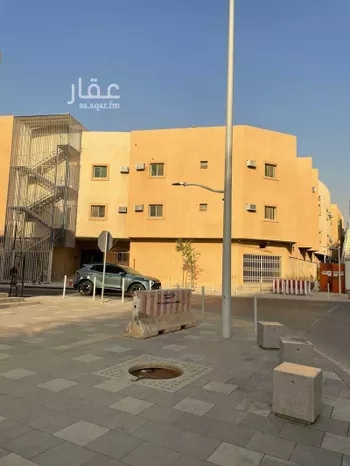 عمارة للبيع في شارع طريق المدينة المنورة, حي الجرادية, مدينة الرياض, منطقة الرياض صورة 3