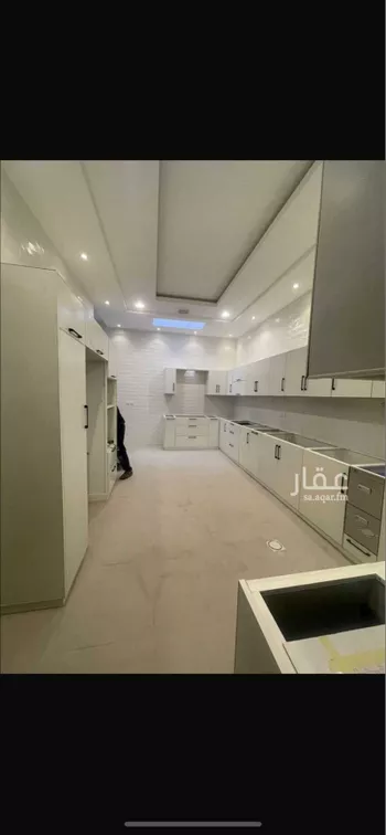 فيلا للبيع في شارع محمد بن أحمد بيري, حي العارض, مدينة الرياض, منطقة الرياض صورة 2