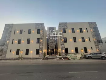 عمارة للبيع في شارع أحمد بن هاشم, حي المهدية, مدينة الرياض, منطقة الرياض صورة 3