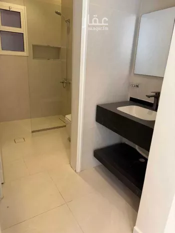 دور للإيجار في شارع علي العراقي, حي مغرزات, مدينة الرياض, منطقة الرياض صورة 4