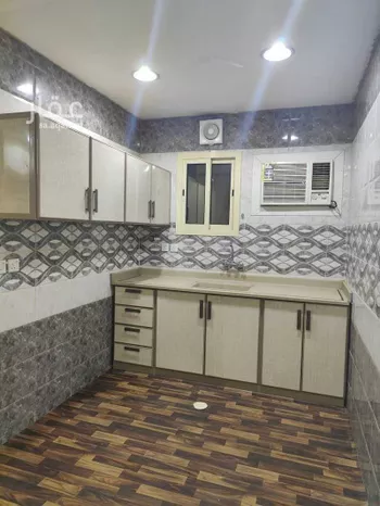 شقة للإيجار في شارع الفرزدق, حي الضباط, مدينة الرياض, منطقة الرياض صورة 2