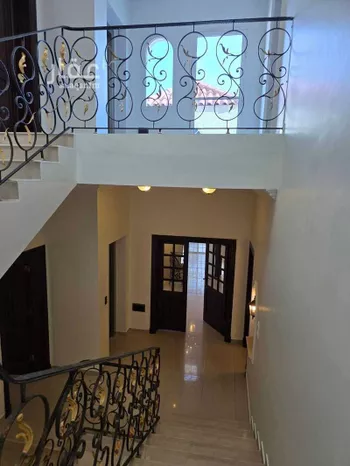 فيلا للإيجار في شارع الزهر, حي الخالدية, مدينة جدة, منطقة مكة المكرمة صورة 2