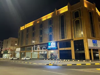 محل للإيجار في شارع طريق الملك عبدالعزيز , حي الروضة, مدينة بريده, منطقة القصيم