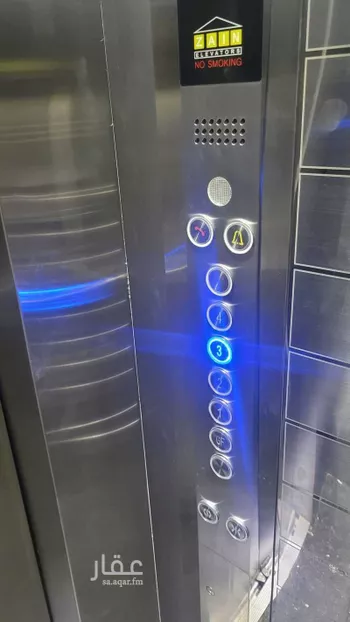 عمارة للبيع في شارع حصين الهمداني, حي قربان, مدينة المدينه المنوره, منطقة المدينة المنورة صورة 2
