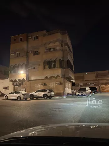 عمارة للبيع في شارع علي ابن الحسن ابن اسماعيل, حي العنابس, مدينة المدينه المنوره, منطقة المدينة المنورة