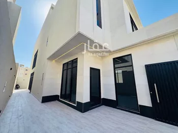 فيلا للبيع في شارع العدل, حي العارض, مدينة الرياض, منطقة الرياض صورة 3