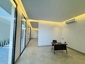 دور للبيع في شارع رقم 372, حي النرجس, مدينة الرياض, منطقة الرياض صورة 3