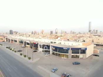 مكتب تجاري للإيجار في شارع الثمامه, حي الصحافة, مدينة الرياض, منطقة الرياض