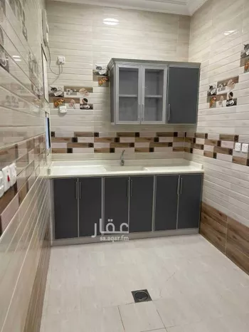 شقة للإيجار في شارع عمرو ابن معد يكرب, حي الجابرية, مدينة ينبع, منطقة المدينة المنورة صورة 3
