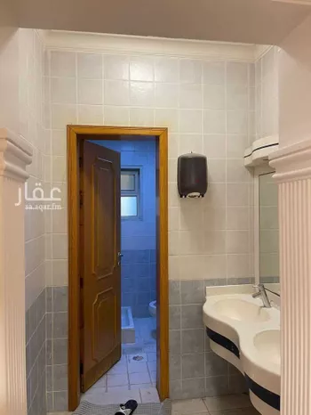 شقة للإيجار في شارع صفوان بن اليمان, حي الشاطئ الشرقي, مدينة الدمام, المنطقة الشرقية صورة 2