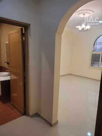 شقة للإيجار في شارع 21ا, حي الحمراء, مدينة الخبر, المنطقة الشرقية صورة 3