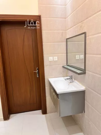 شقة للإيجار في شارع احمد بن جعفر القفطي, حي العوالي, مدينة الرياض, منطقة الرياض صورة 4