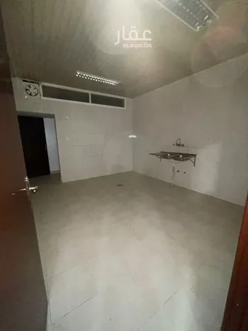 فيلا للبيع في شارع عبدالرحمن, حي الإسكان, مدينة بريده, منطقة القصيم صورة 4