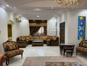 فيلا للإيجار في شارع وادي المسيلة, حي الغدير, مدينة الرياض, منطقة الرياض صورة 5
