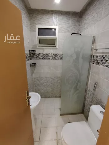 دور للإيجار في شارع عبدالله بن عتيك, حي النفل, مدينة الرياض, منطقة الرياض صورة 5