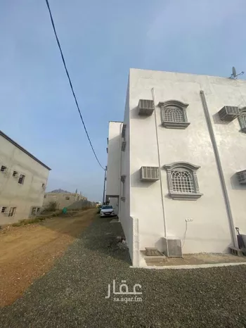 عمارة للبيع في شارع عبدالرحمن ابو زيد ، المقاعد ، محايل صورة 3