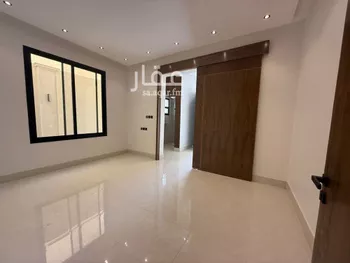 دور للبيع في شارع علي البجادي, حي الرمال, مدينة الرياض, منطقة الرياض صورة 5
