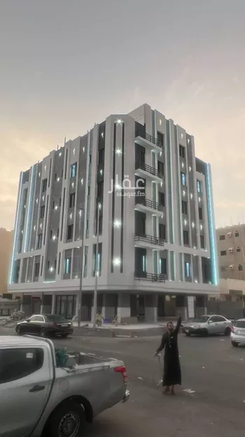 عمارة للبيع في شارع عبدالرحمن بن ابى عقيل, حي الصفاء, مدينة جدة, منطقة مكة المكرمة صورة 2