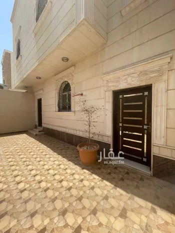 فيلا للإيجار في شارع عمرو بن الحارث الخزاعي, حي الحمراء, مدينة الرياض, منطقة الرياض صورة 4