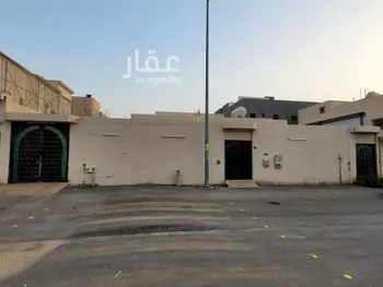فيلا للبيع في شارع وادي اللجام, حي أحد, مدينة الرياض, منطقة الرياض