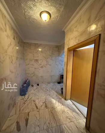 فيلا للبيع في شارع عبدالرحمن بن سويلم, حي الروضة, مدينة الرياض, منطقة الرياض صورة 5