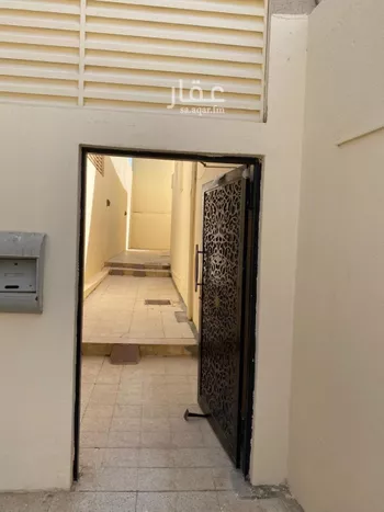 فيلا للإيجار في شارع الربيع بن نافع, حي النزهة, مدينة الرياض, منطقة الرياض صورة 3