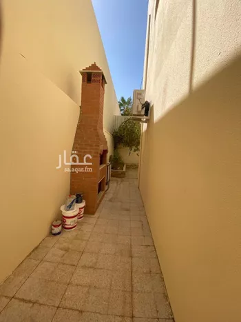 فيلا للإيجار في شارع الربيع بن نافع, حي النزهة, مدينة الرياض, منطقة الرياض صورة 5