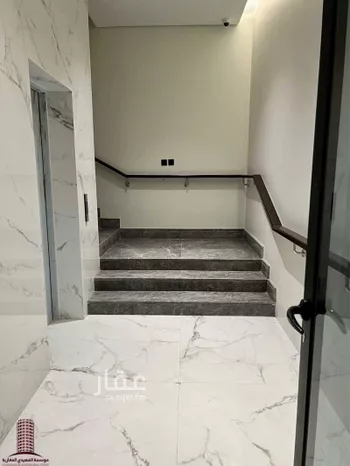 مكتب تجاري للإيجار في شارع حفصة بنت عمر, حي الروضة, مدينة الرياض, منطقة الرياض صورة 3