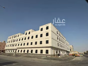 عمارة للبيع في شارع وادي المياة, حي بدر, مدينة الرياض, منطقة الرياض