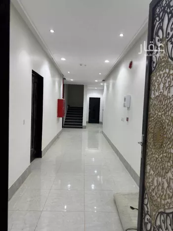 عمارة للإيجار في شارع محمد بن مانع, حي المعيزيلة, مدينة الرياض, منطقة الرياض صورة 5