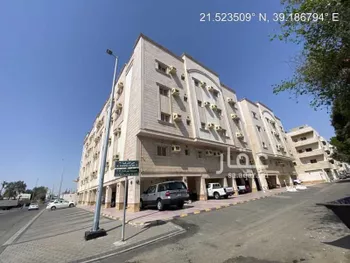 عمارة للبيع في شارع زيد بن حارثه, حي الشرفية, مدينة جدة, منطقة مكة المكرمة صورة 2