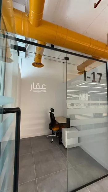 مكتب تجاري للإيجار في شارع الأمير خالد بن بندر بن عبدالعزيز ، حي العارض ، الرياض ، منطقة الرياض صورة 4